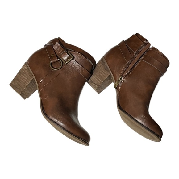 Michael by Michael Shannon Blair Boot Cognac Faux Leather Block Heel Moto Style - Picture 4 of 15